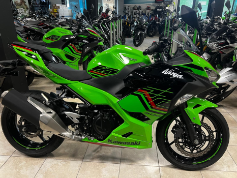 Anteprima NINJA 400